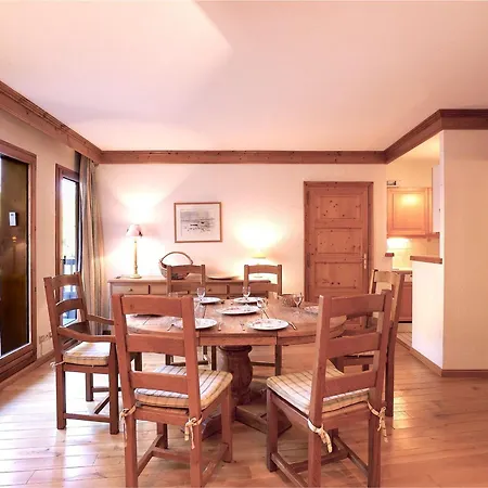 Courchevel: Skis Aux Pieds, 3 Ch, Wifi, Parking, 4 Pers - Fr-1-575-24 アパート クールシュヴェル
